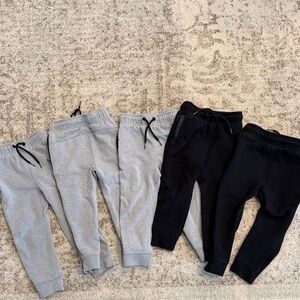 Old Navy Kids Sweatpants in Light Gray & Black - 5-Pack Look